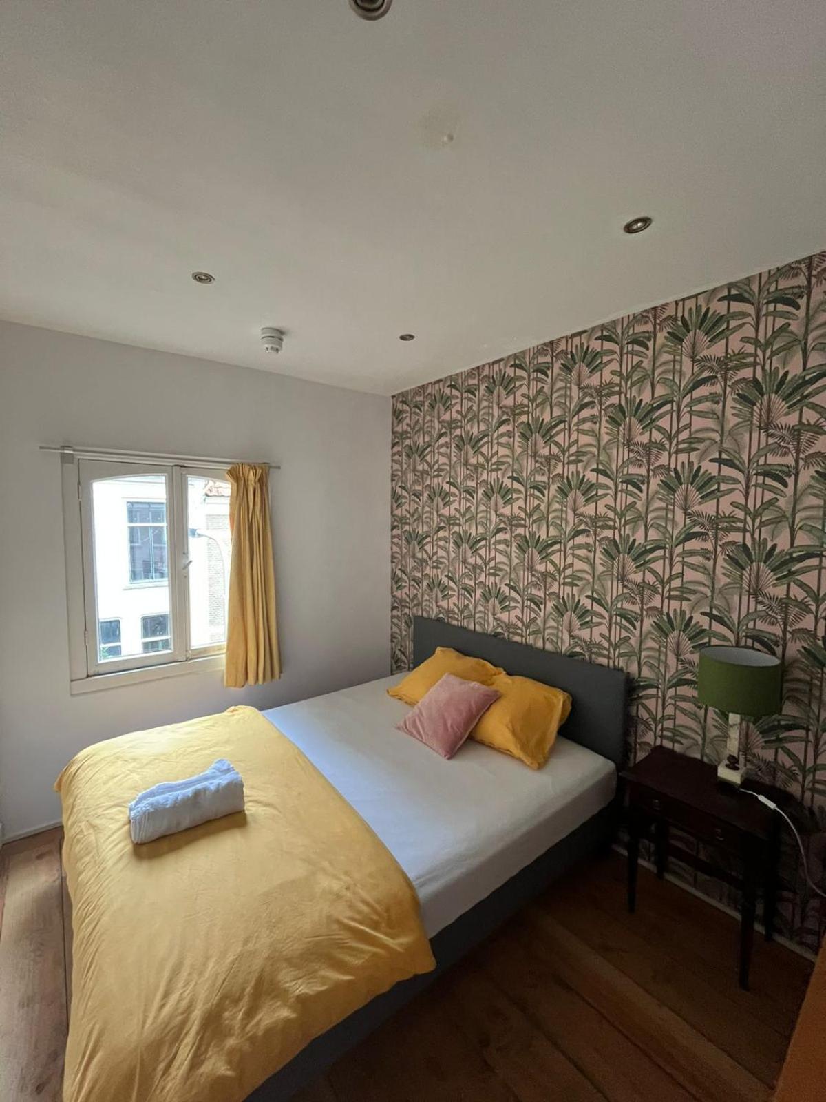 Hostel Barbarossa Наймеген Екстериор снимка